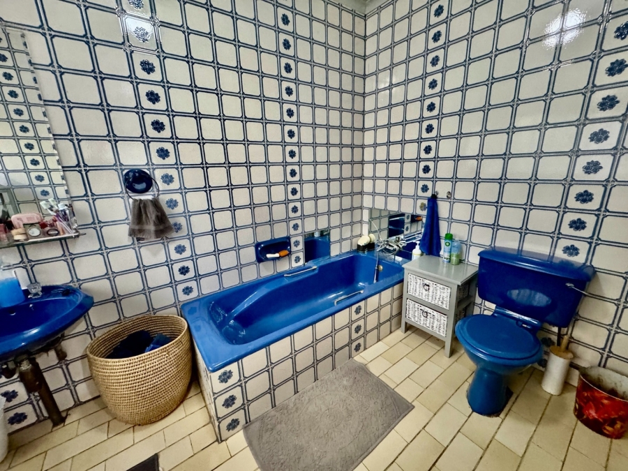 3 Bedroom Property for Sale in Van Der Hoff Park North West